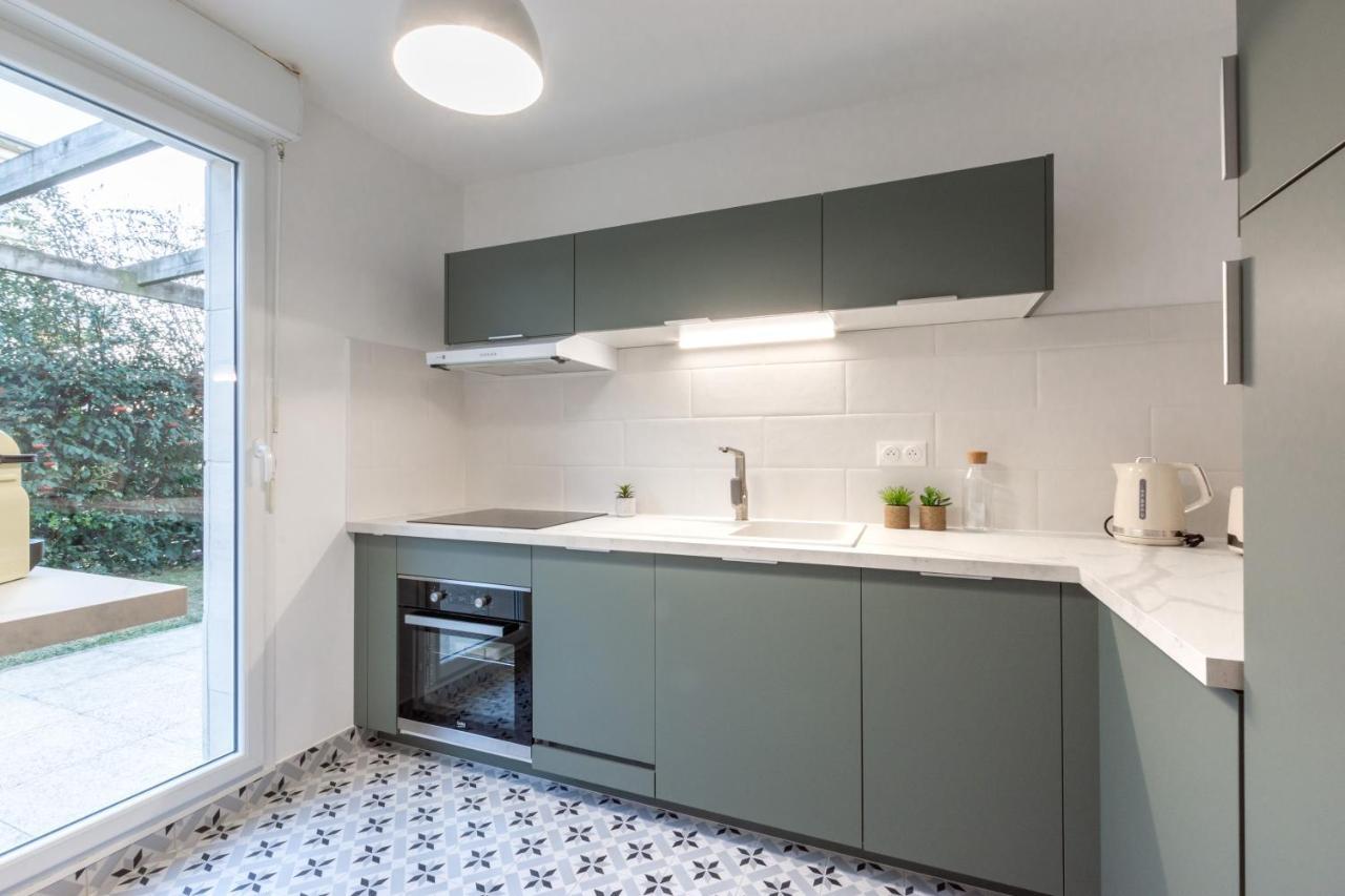 La Boheme Apartment Монтеврен Екстериор снимка