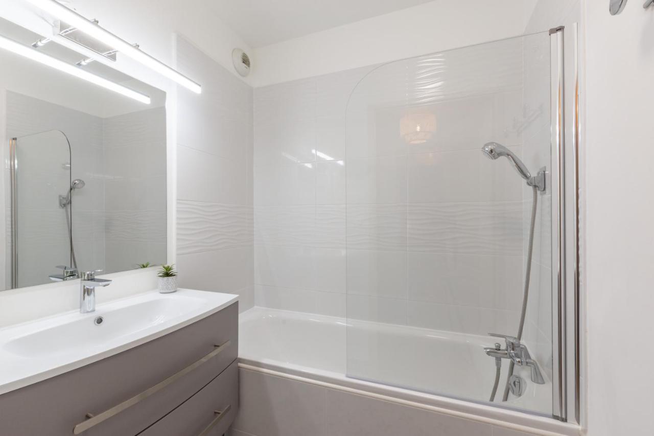 La Boheme Apartment Монтеврен Екстериор снимка